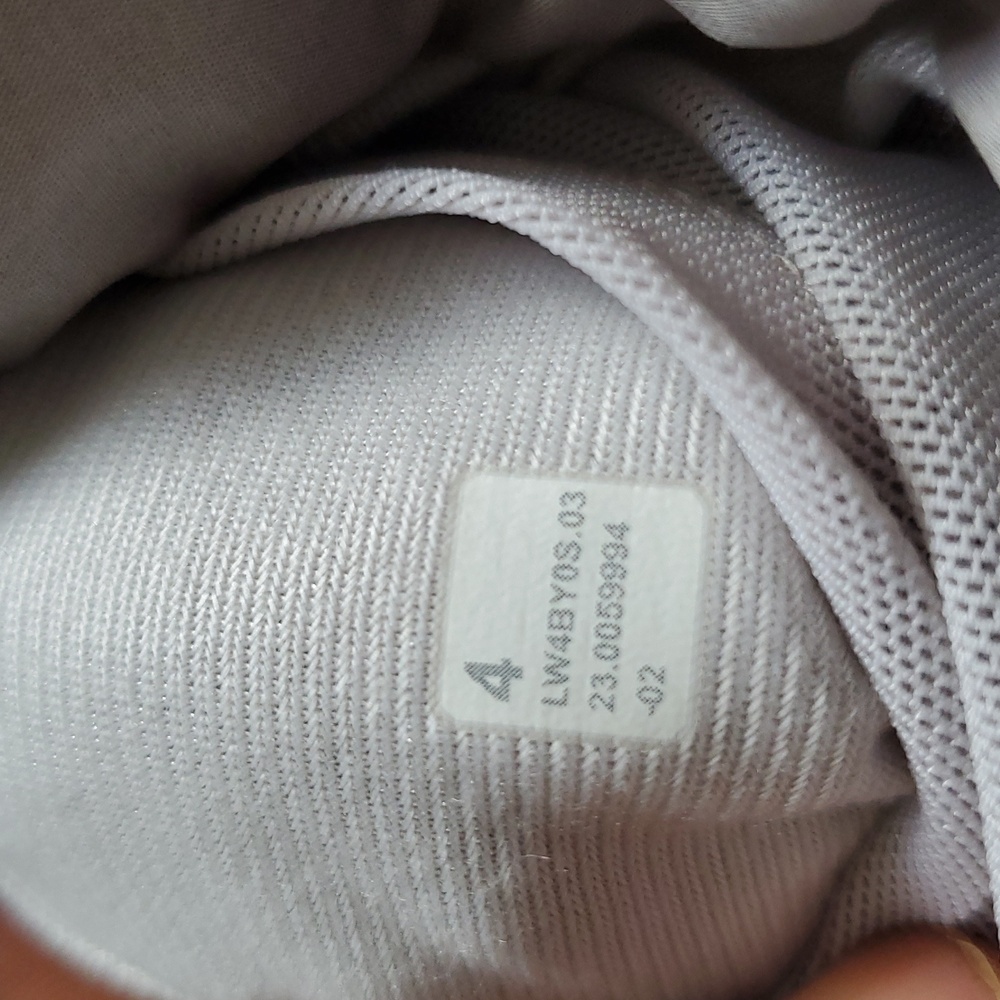 Lululemon Wunder Puff Cropped Vest Heathered Natural Ivory Size 4 - Picture 10 of 10